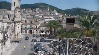 Chiaramonte Gulfi - 大教堂广场