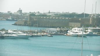 Webcam en direct Entrée du vieux port de Rhodes